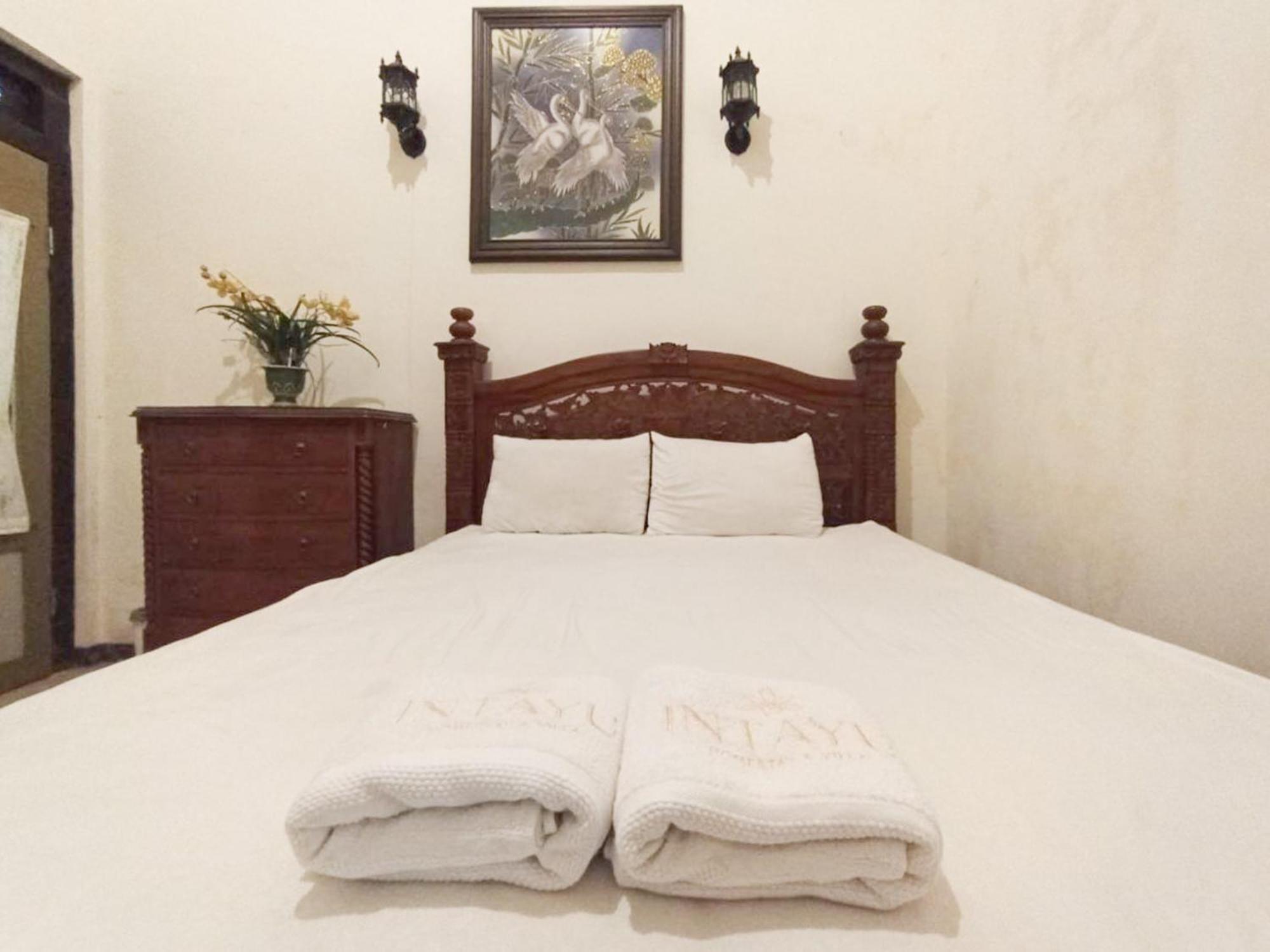 Intayu Homestay Redpartner Malang Exterior photo