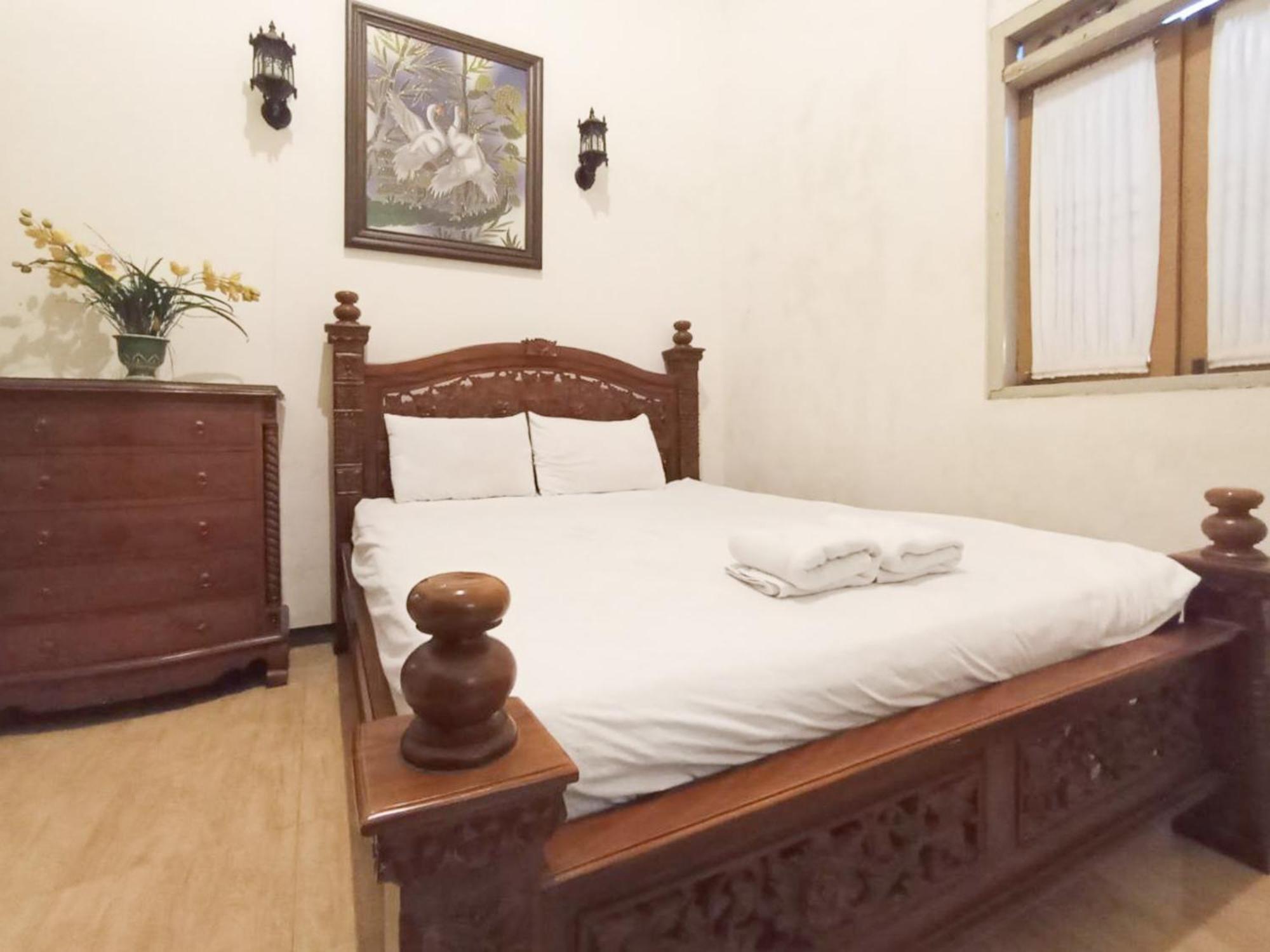 Intayu Homestay Redpartner Malang Exterior photo