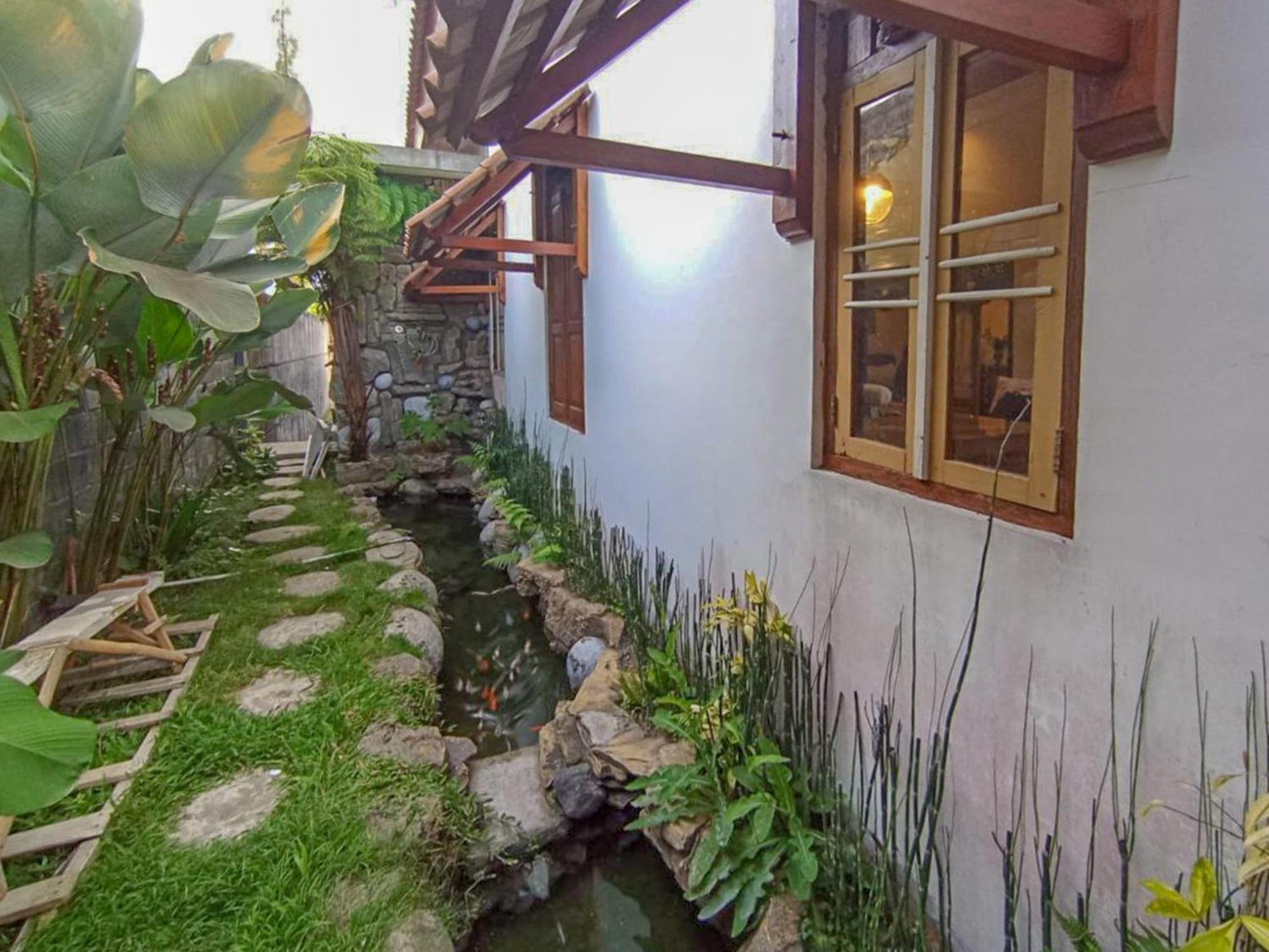 Intayu Homestay Redpartner Malang Exterior photo